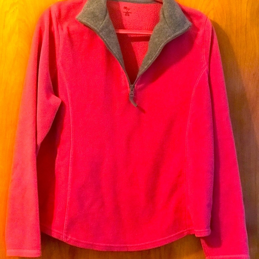 Fleece pullover large